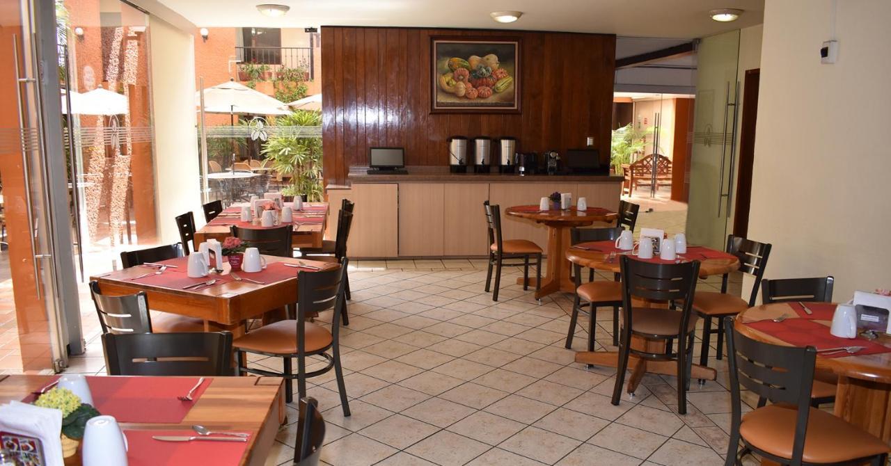 Hotel Anturium Oaxaca エクステリア 写真